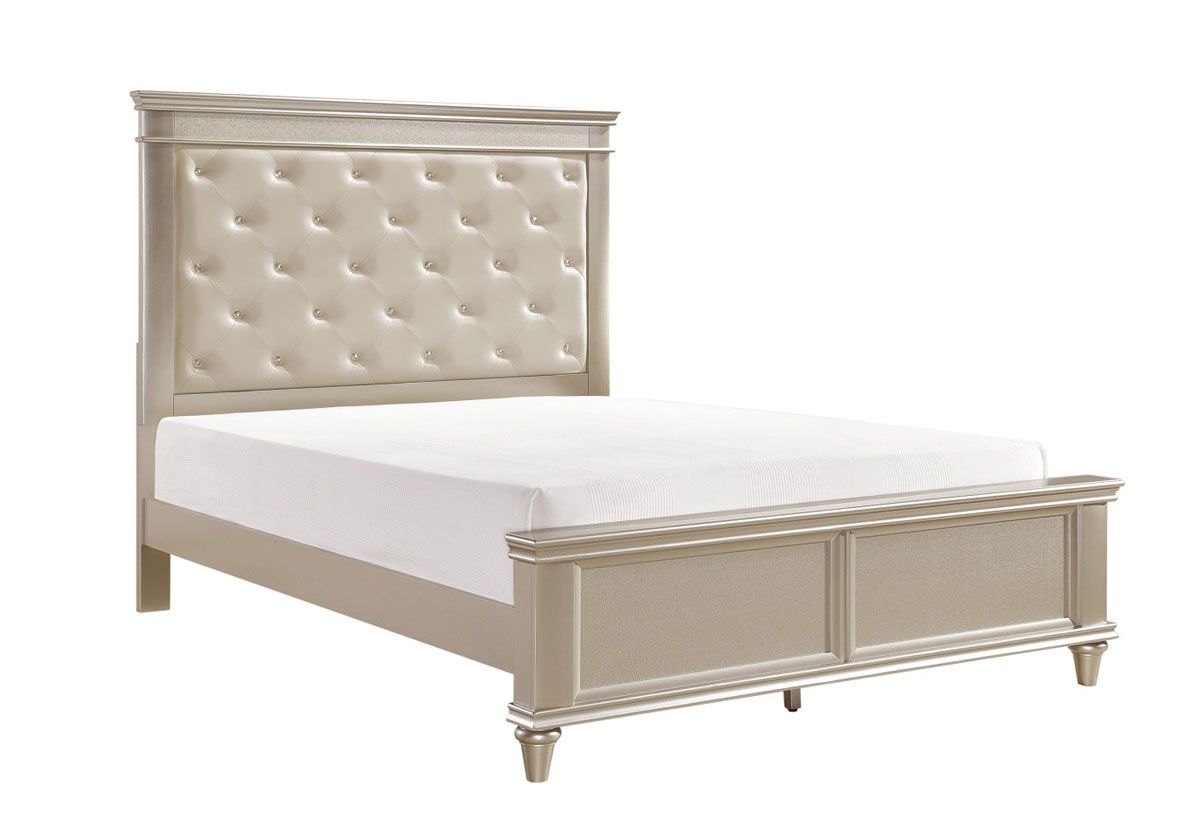 Silvert Crystal Tufted Bed