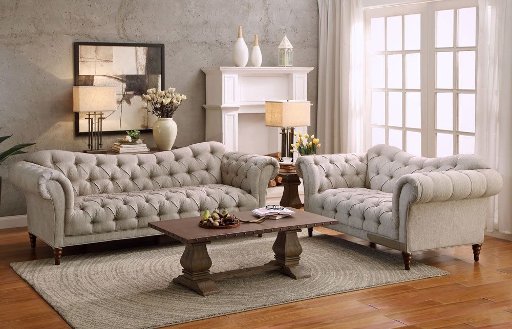 St Claire Traditional Tufted Sofa