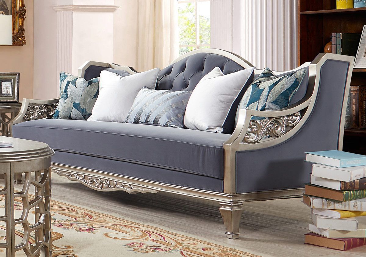 Tarun Traditional Style Sofa