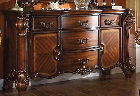 Vendome Traditional Style Dresser