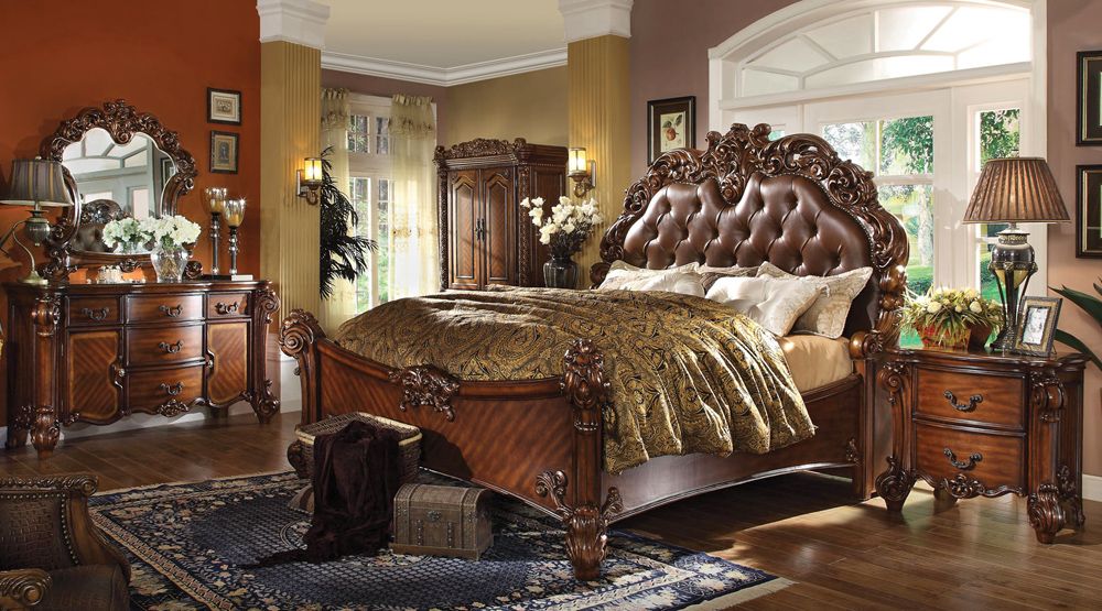 Vendome Traditional Master Bedroom Collection