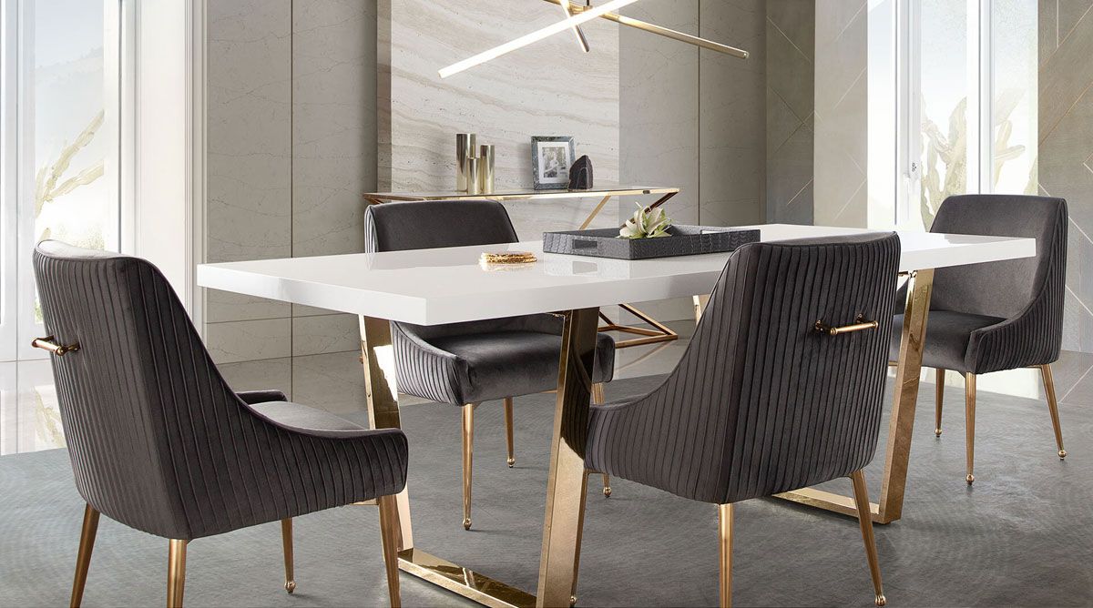Visalia Dining Table With Grey Chairs
