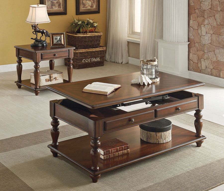 Westfeld Traditional Style Coffee Table