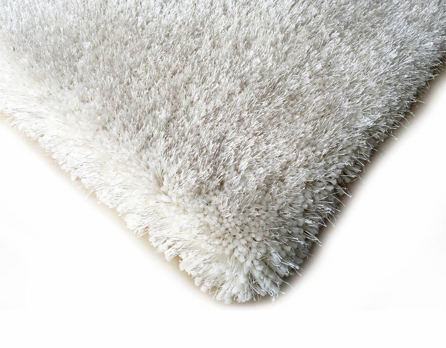 White Shag Rug Details