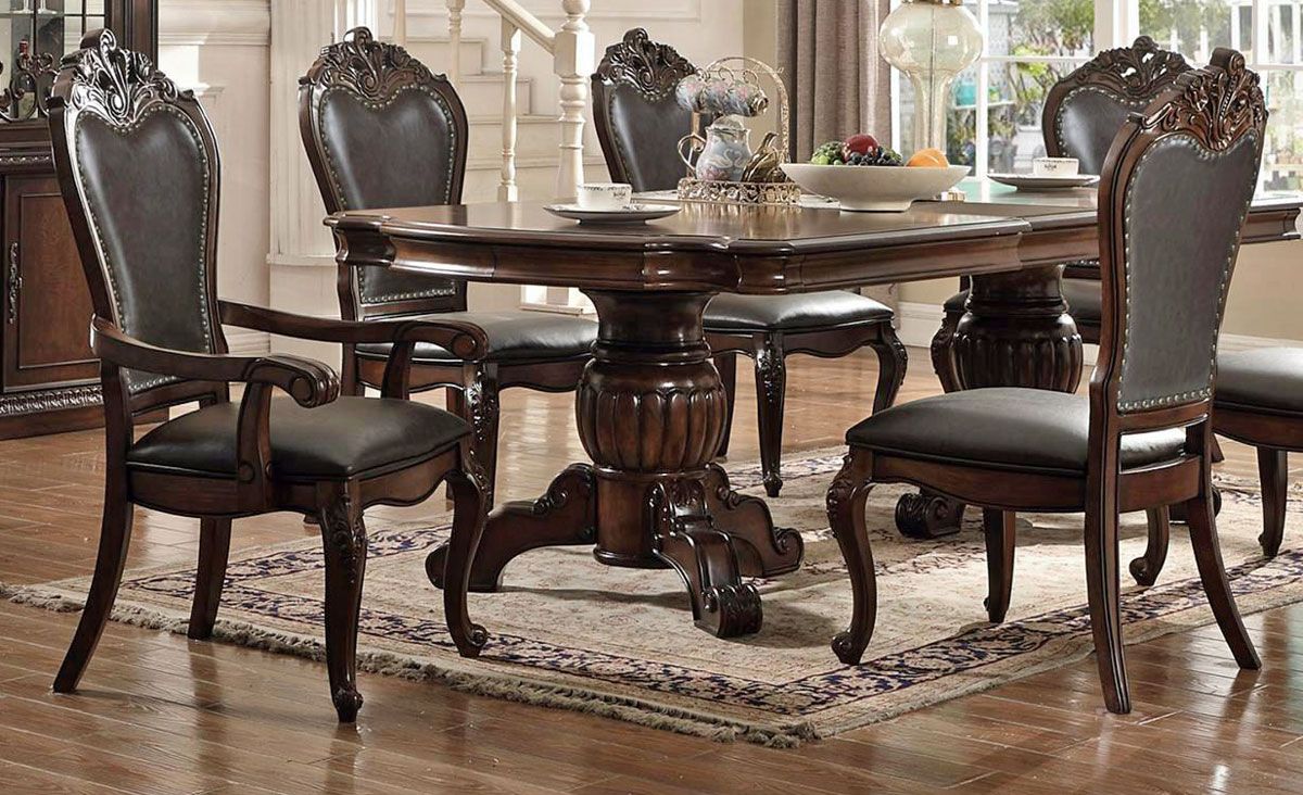Wren Traditional Style Dining Table