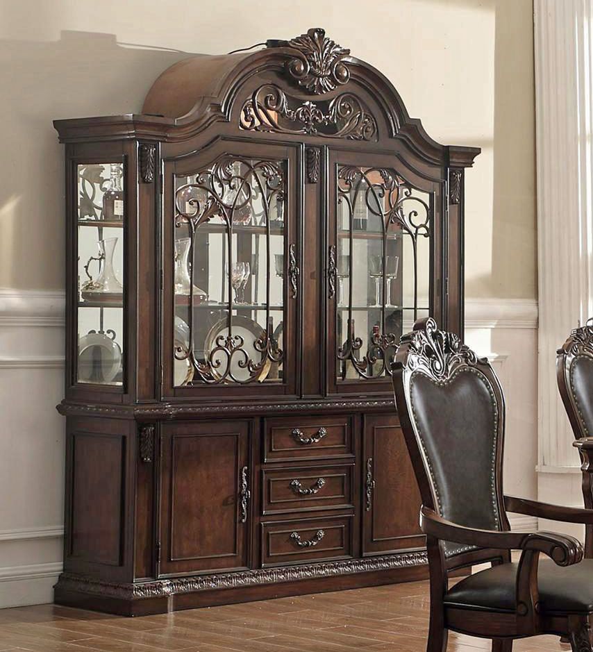 Wren Traditional Style China Cabinet