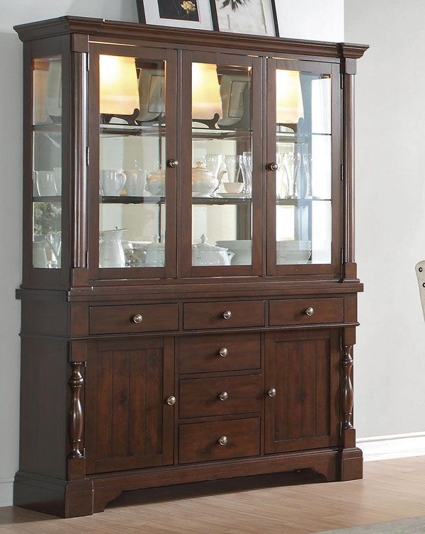 Yates Traditional Style China Cabinet